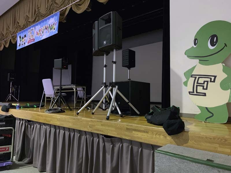 市民会館やレンタルホールにての設置例画像