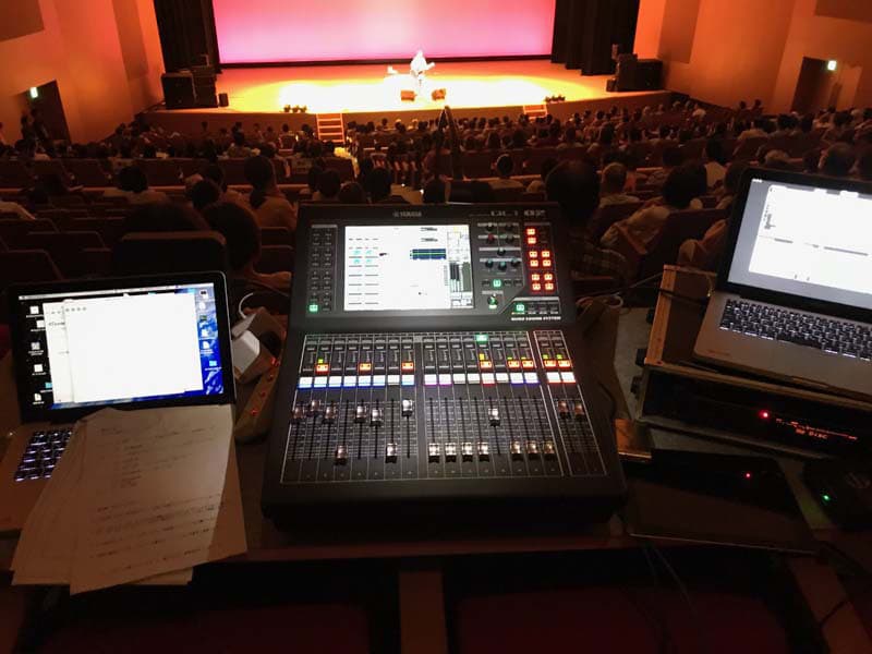 市民会館やホールでの設置した例の画像