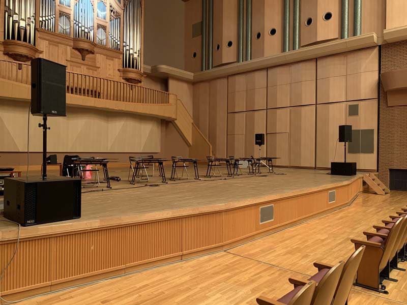 市民会館やホールでの設置した例の画像